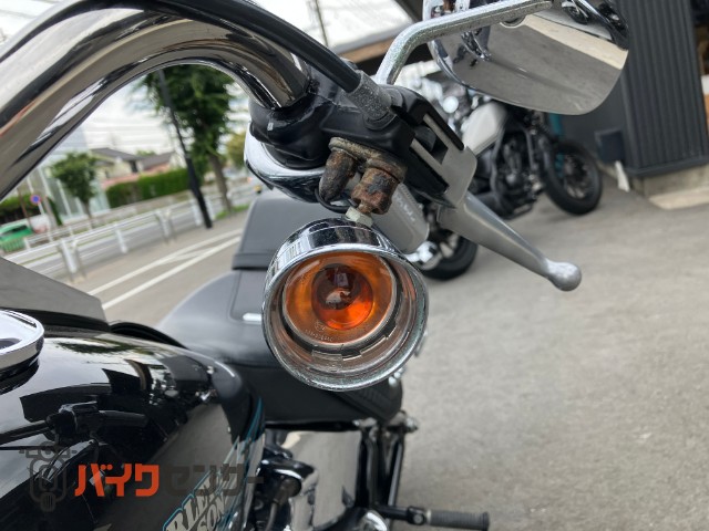 FLSTF ファットボーイ 純正カスタム多数 グリップ フットボード
