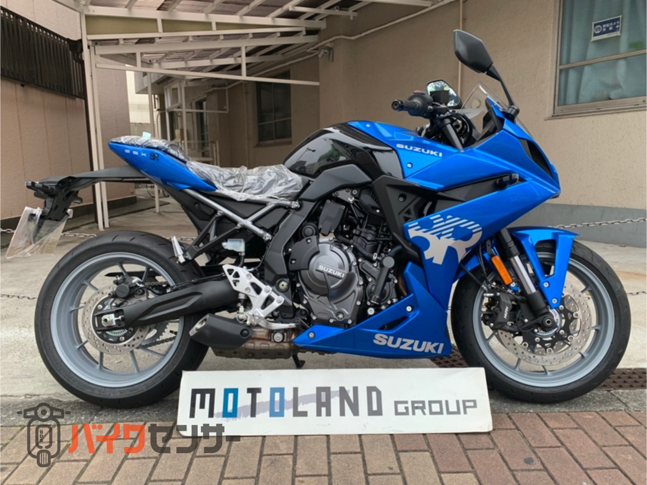 スズキ GSX-8R メーカー保証2年付き 2025モデル 72773 B678152| BDS