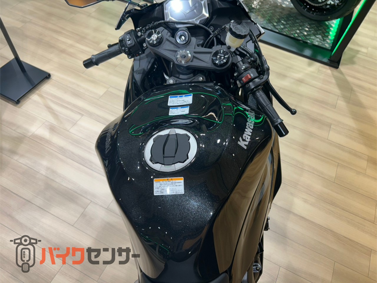 カワサキ Ninja ZX-6R 2026年モデル メタリックマットグラフェン