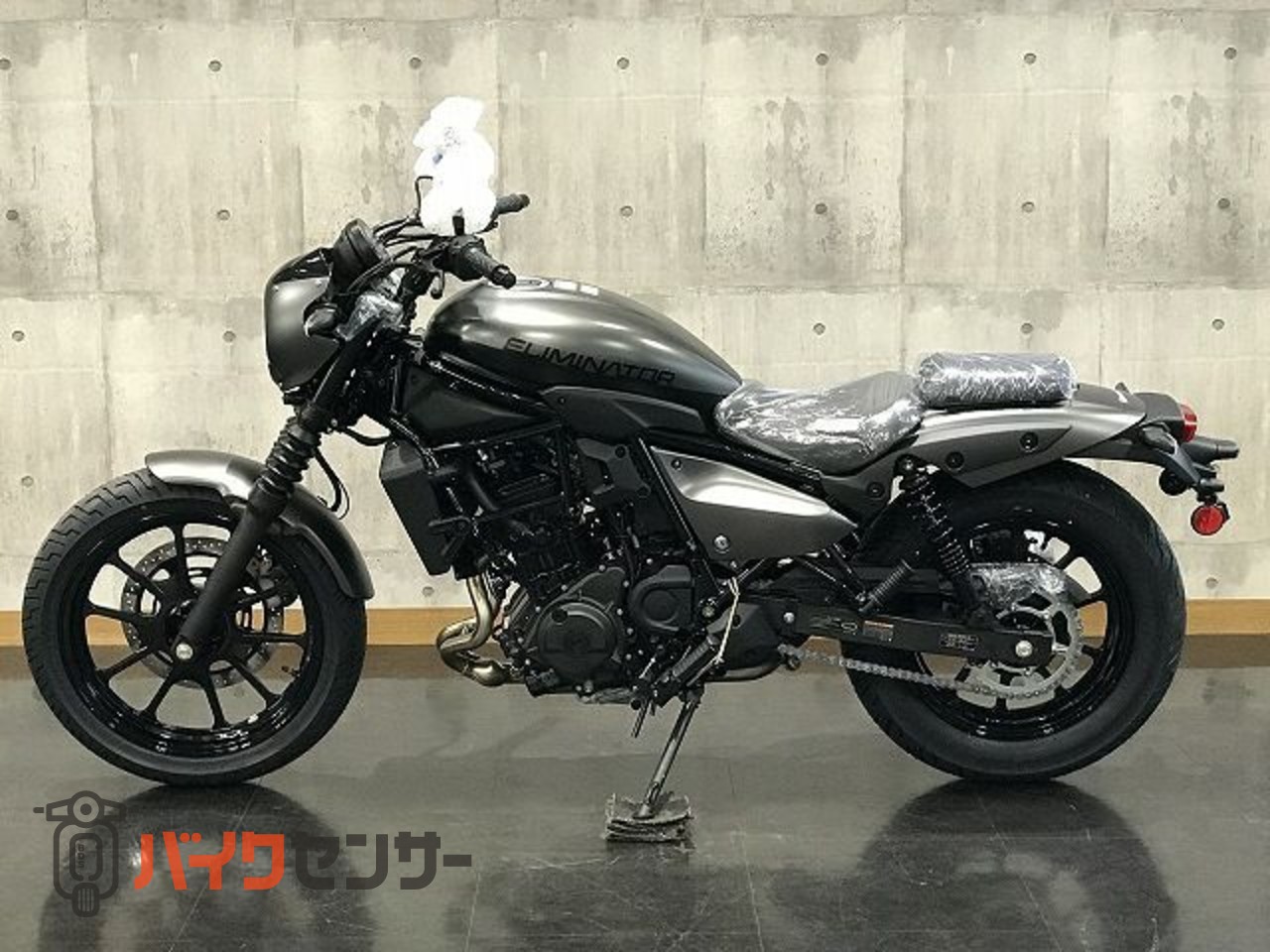 カワサキ エリミネーターSE 2027年モデル メタリックグラフェン
