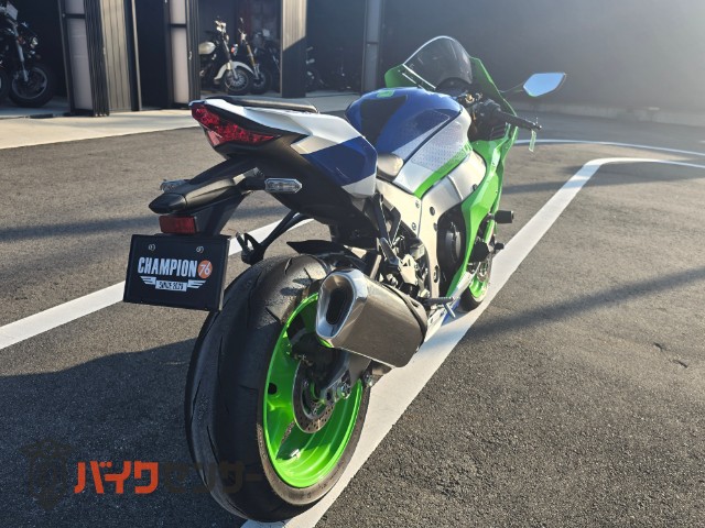 Ninja ZX-10R フルノーマル - KAWASAKI | CHAMPION 76 | チャンピオン 76