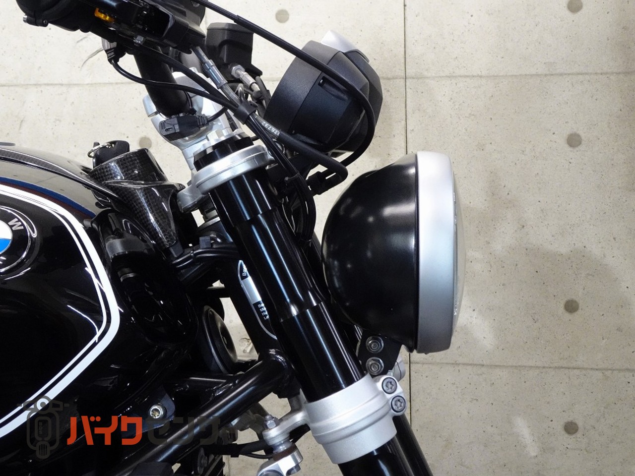 BMW R nineT フルカスタム ゲイルタイプRホイール 前後オーリンズサス