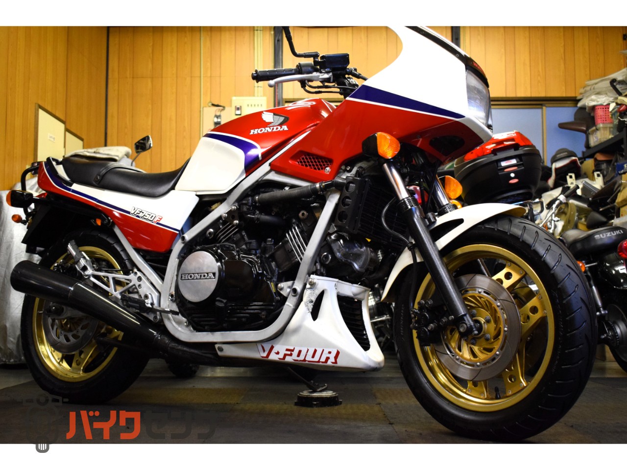 ホンダ VF750F RC15 1986年モデル 昭和61年 国内物 希少絶版車