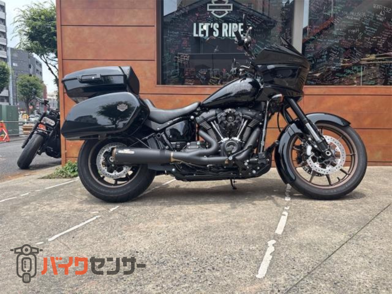 ハーレーダビッドソン FXLRSTソフテイルローライダーST ジキル＆ハイド