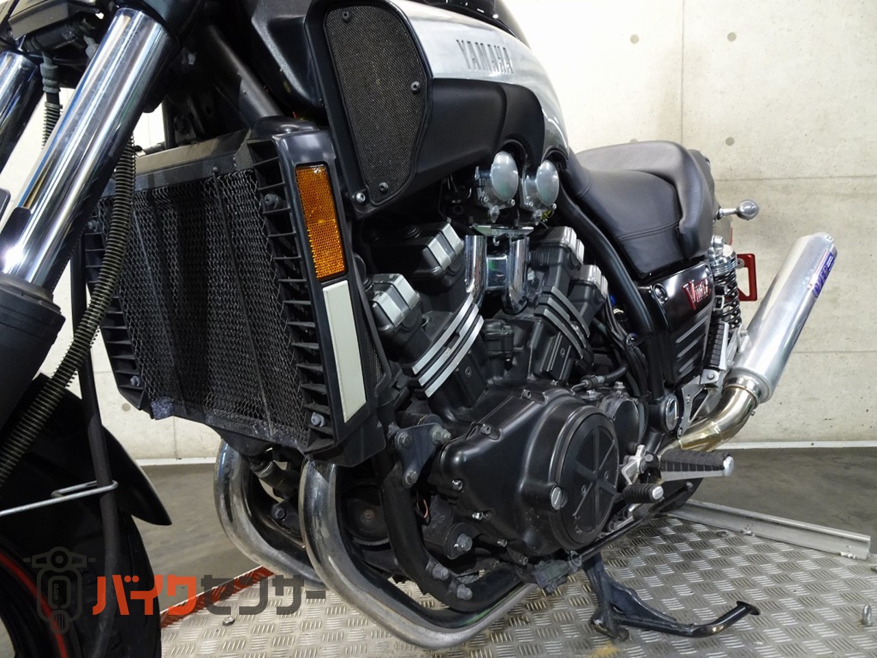 ヤマハ VMAX 1200 キャブレター最終モデル VP20 Vブースト V型4