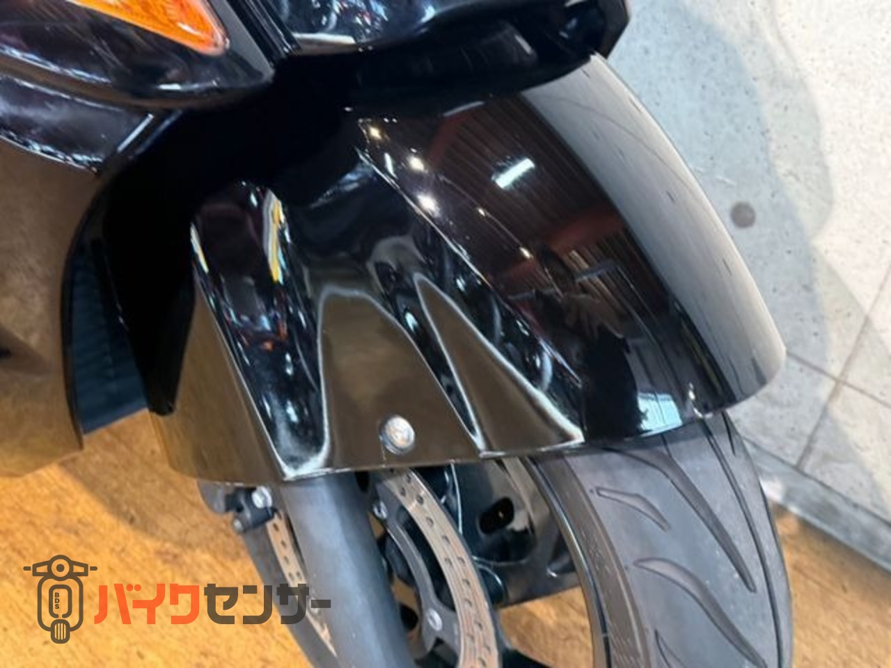 スズキ ジェンマ250 リアキャリアボックス 社外メーターバイザー