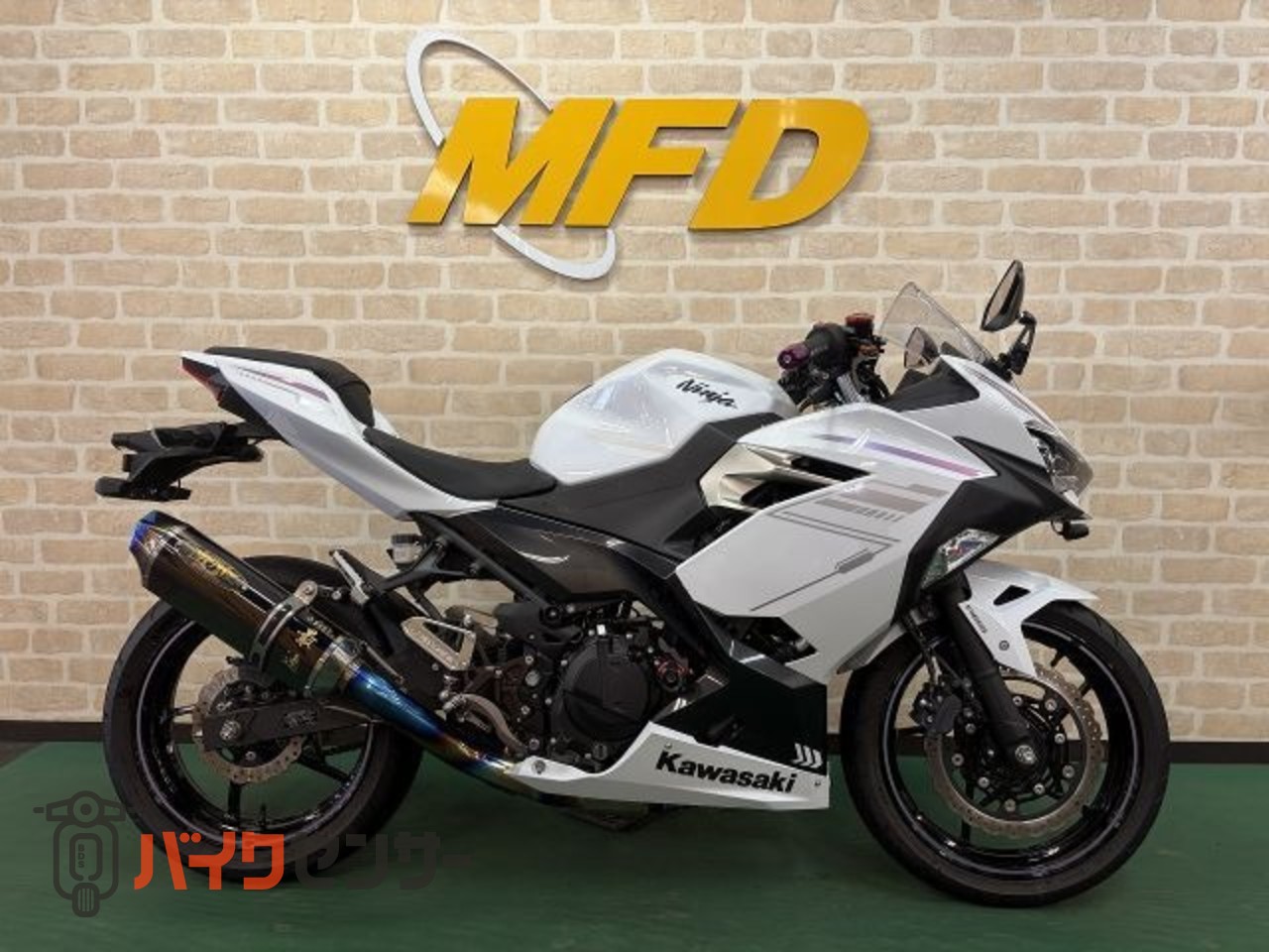 カワサキ ニンジャ400 ETC搭載 マフラーBEETフルエキ ステップBEET
