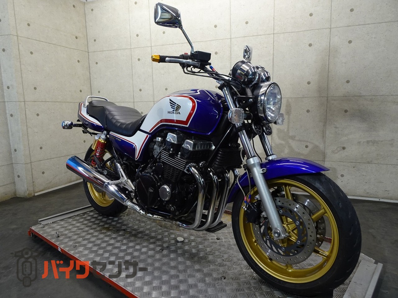 ホンダ CB750 RC42 2005年モデル 空冷4気筒エンジン キャブ車