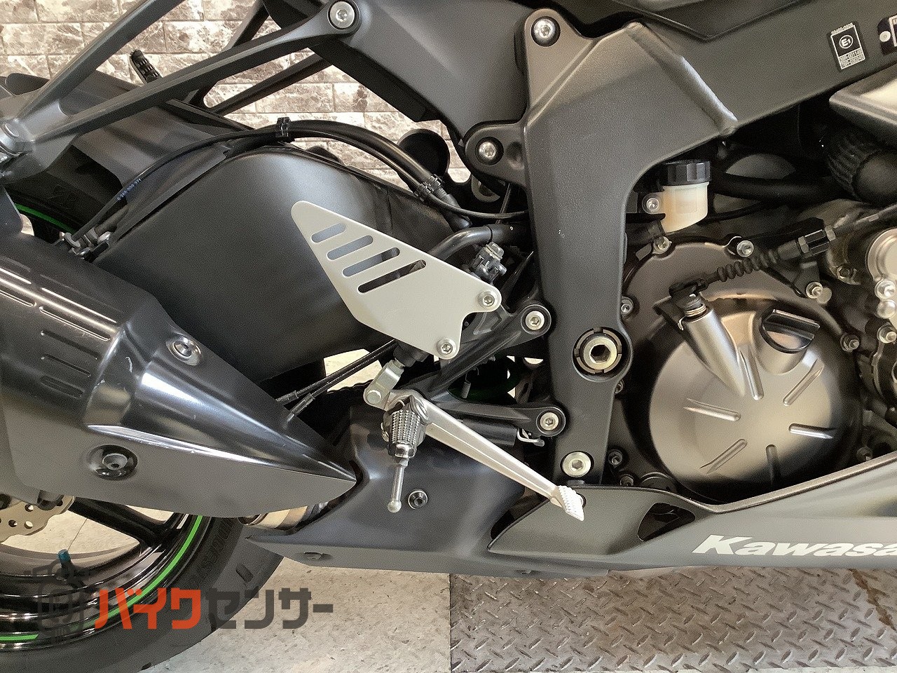 カワサキ Ninja ZX-6R グリップヒーター USB電源 フェンダーレス