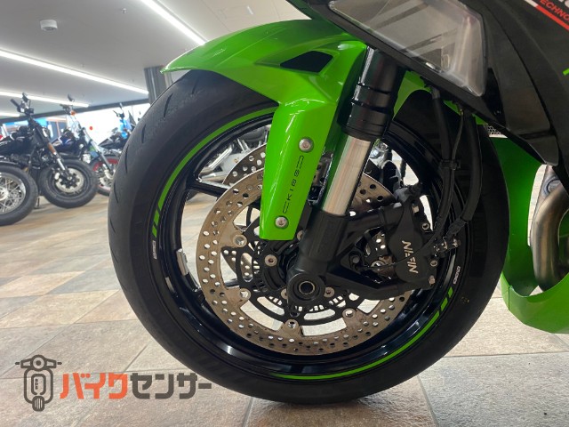 Ninja ZX-6R - KAWASAKI | CHAMPION 76 | チャンピオン 76