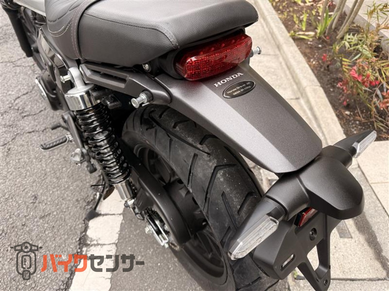 ホンダ GB350S USBポート装備 パールディープマッドグレー 灰色