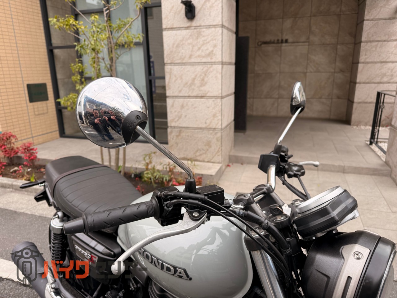 ホンダ GB350S USBポート装備 パールディープマッドグレー 灰色