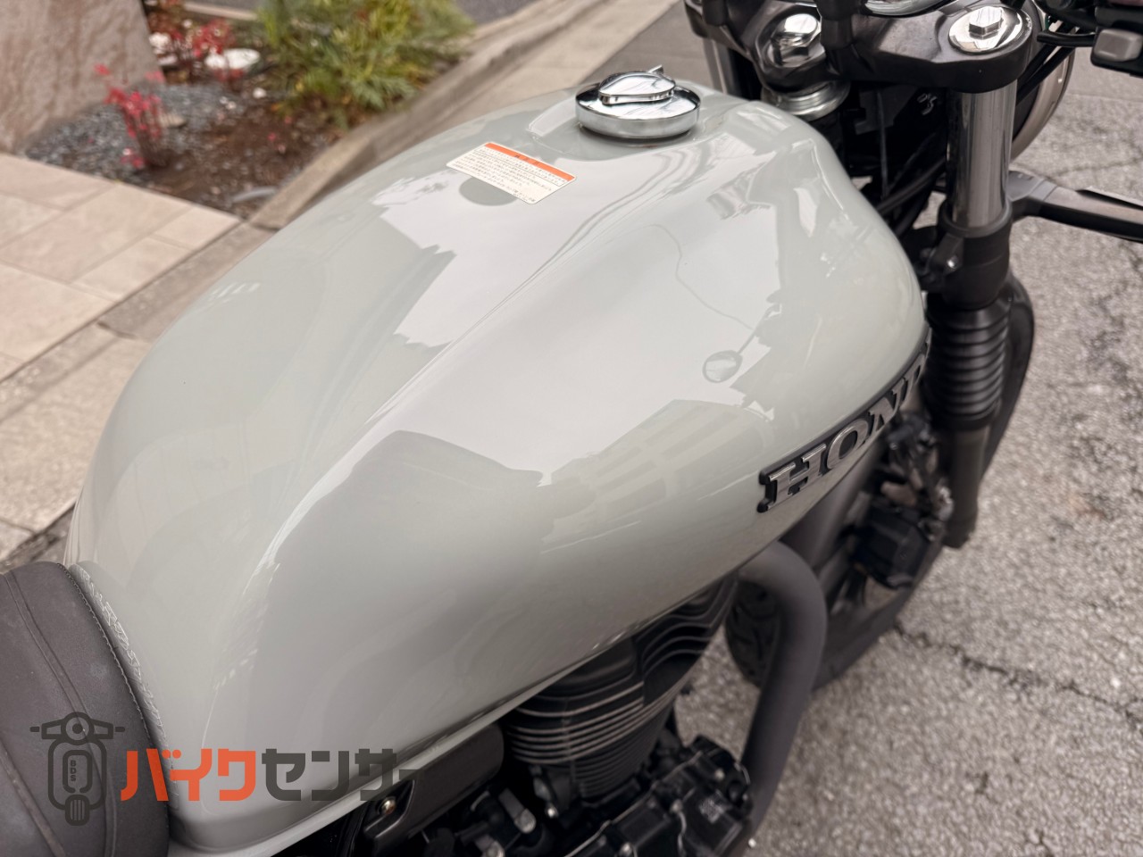 ホンダ GB350S USBポート装備 パールディープマッドグレー 灰色