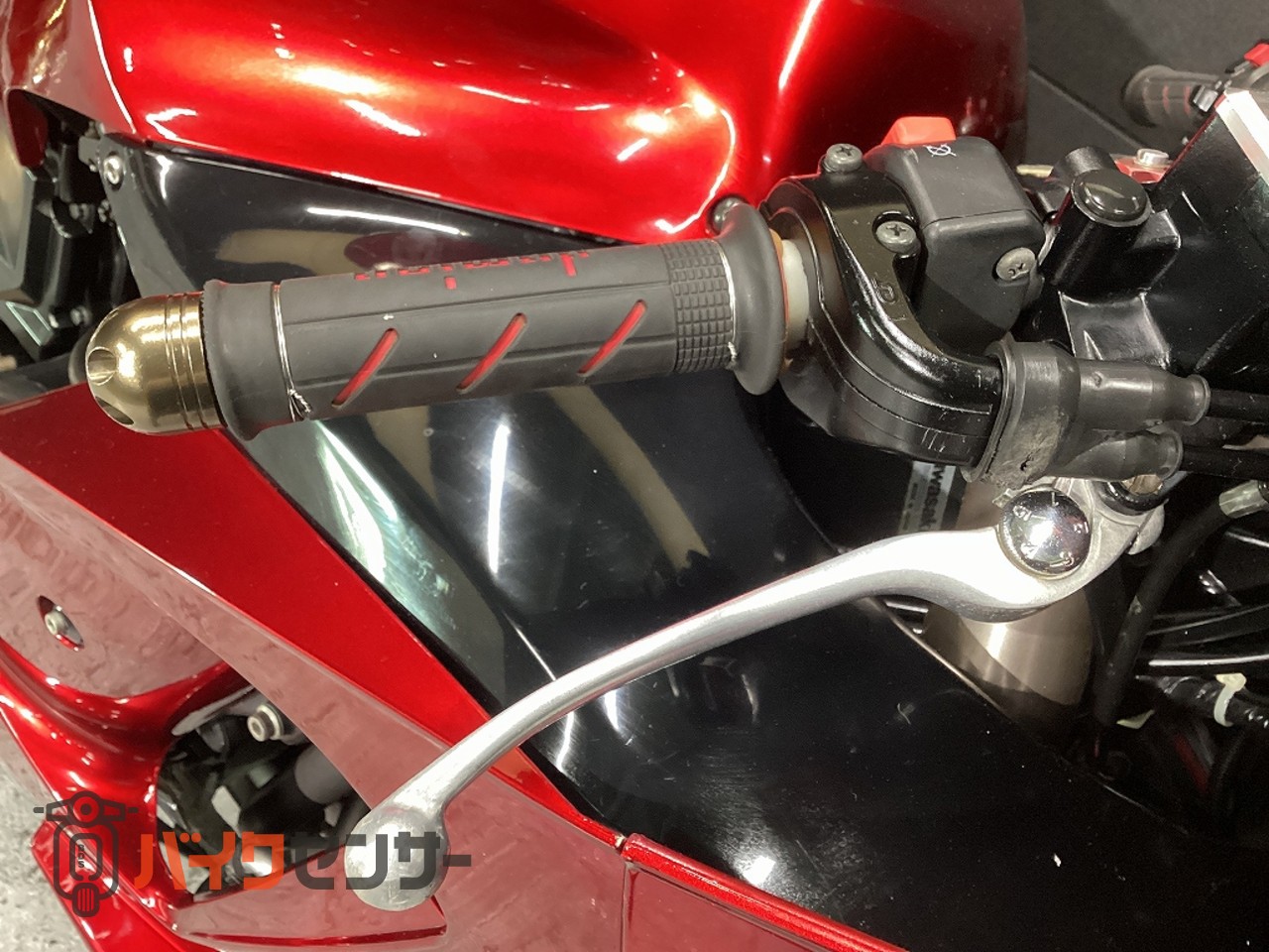 カワサキ ZX-12R 乗出し整備済・車検残(R10年9月迄)・フロントタイヤ