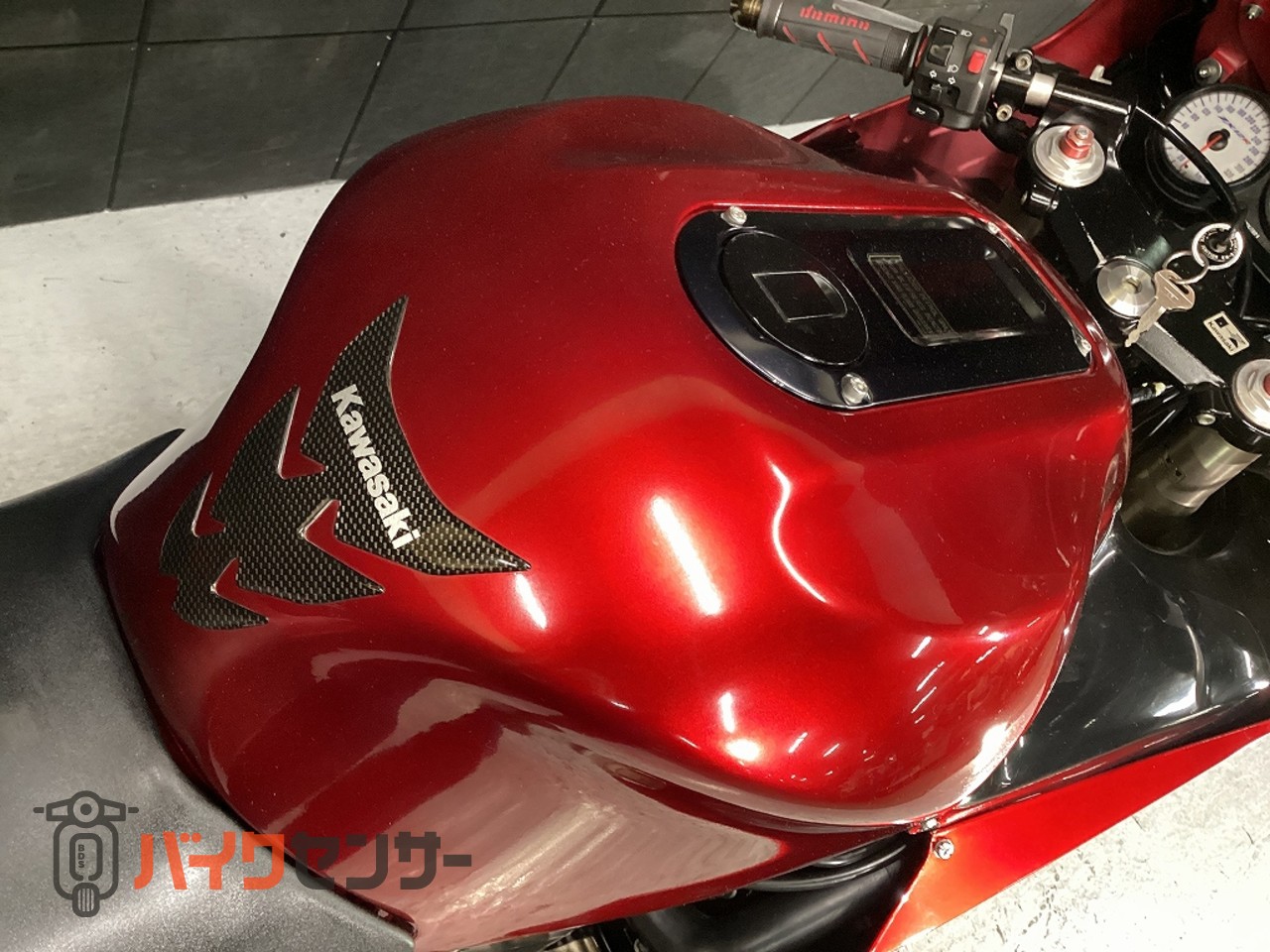 カワサキ ZX-12R 乗出し整備済・車検残(R10年9月迄)・フロントタイヤ