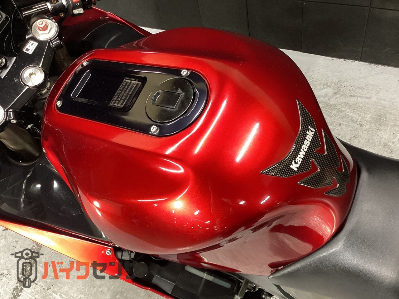 カワサキ ZX-12R 乗出し整備済・車検残(R10年9月迄)・フロントタイヤ