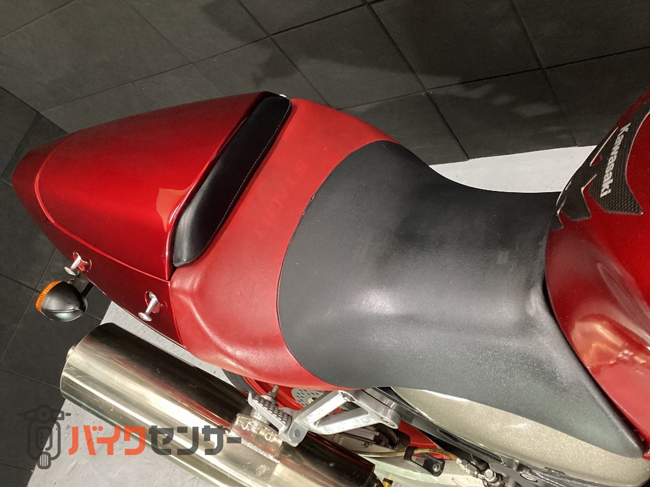 カワサキ ZX-12R 乗出し整備済・車検残(R10年9月迄)・フロントタイヤ
