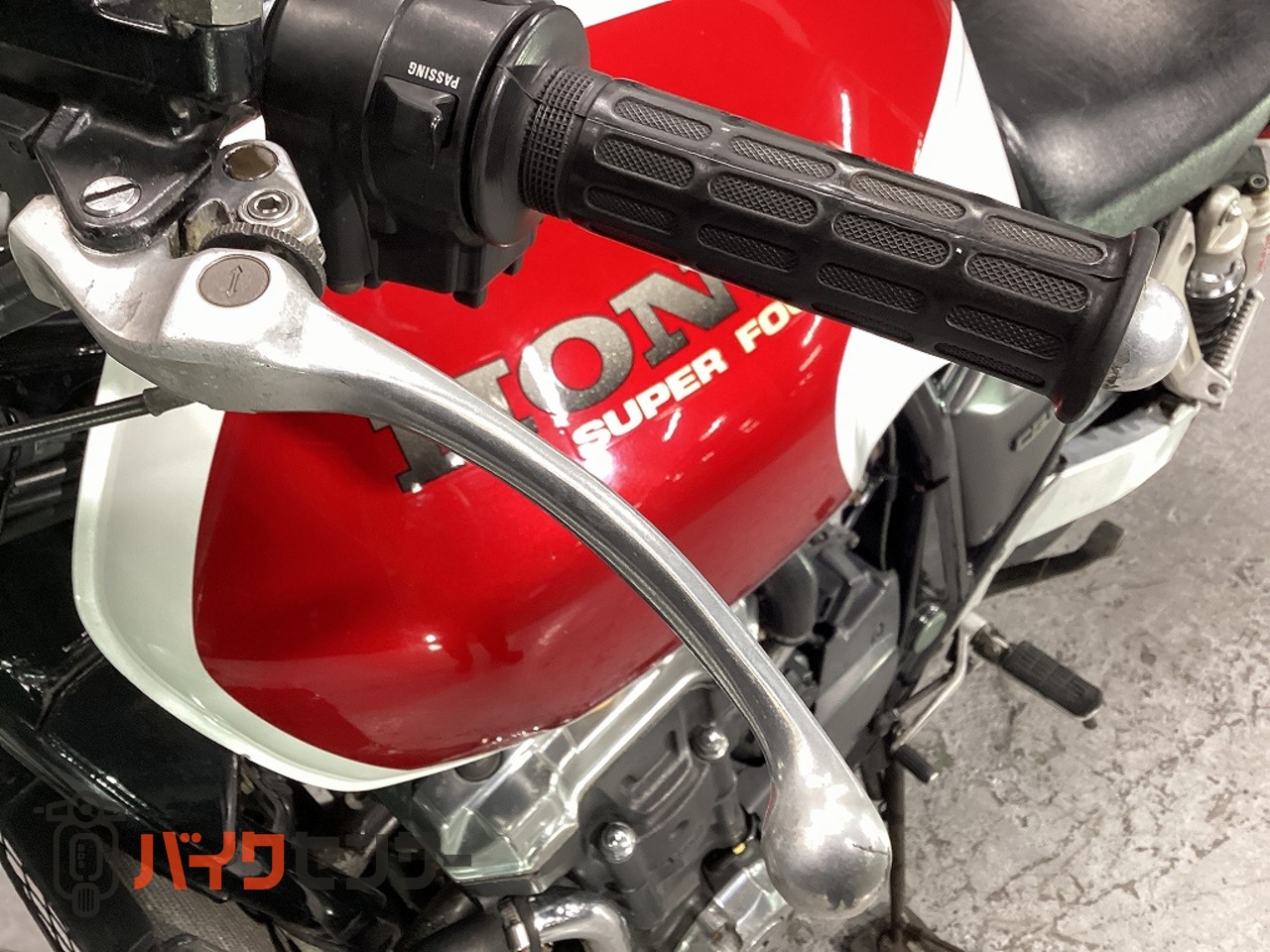 ホンダ CB1000SF 乗出し整備済・車検残(R8年10月迄)・ノーマル・SC30