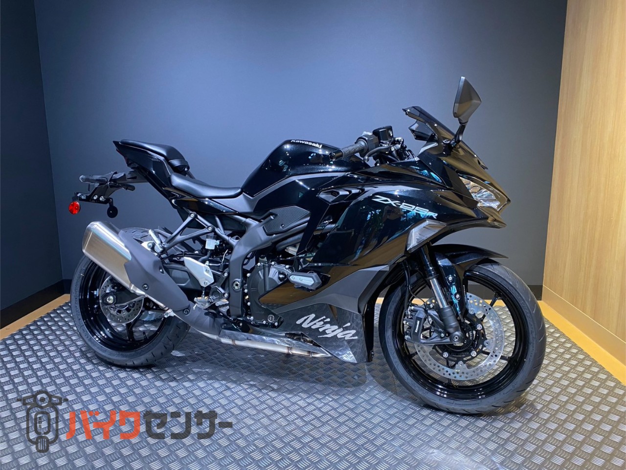 カワサキ Ninja ZX-25R SE B685918| BDSバイクセンサー