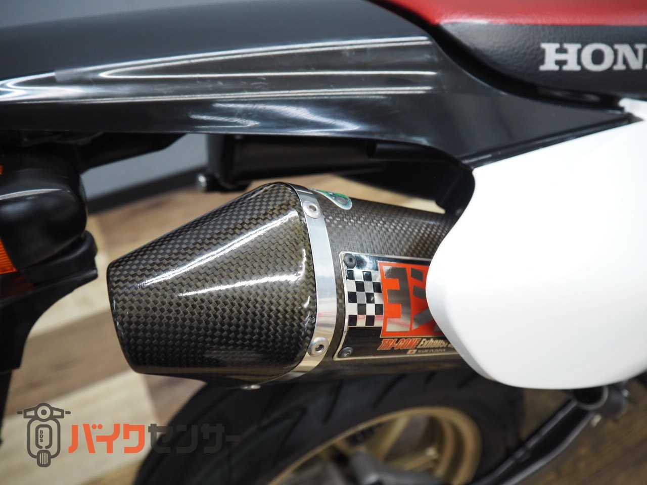 ホンダ XR100モタード 最終型 ヨシムラトライコーンフルエキ装備