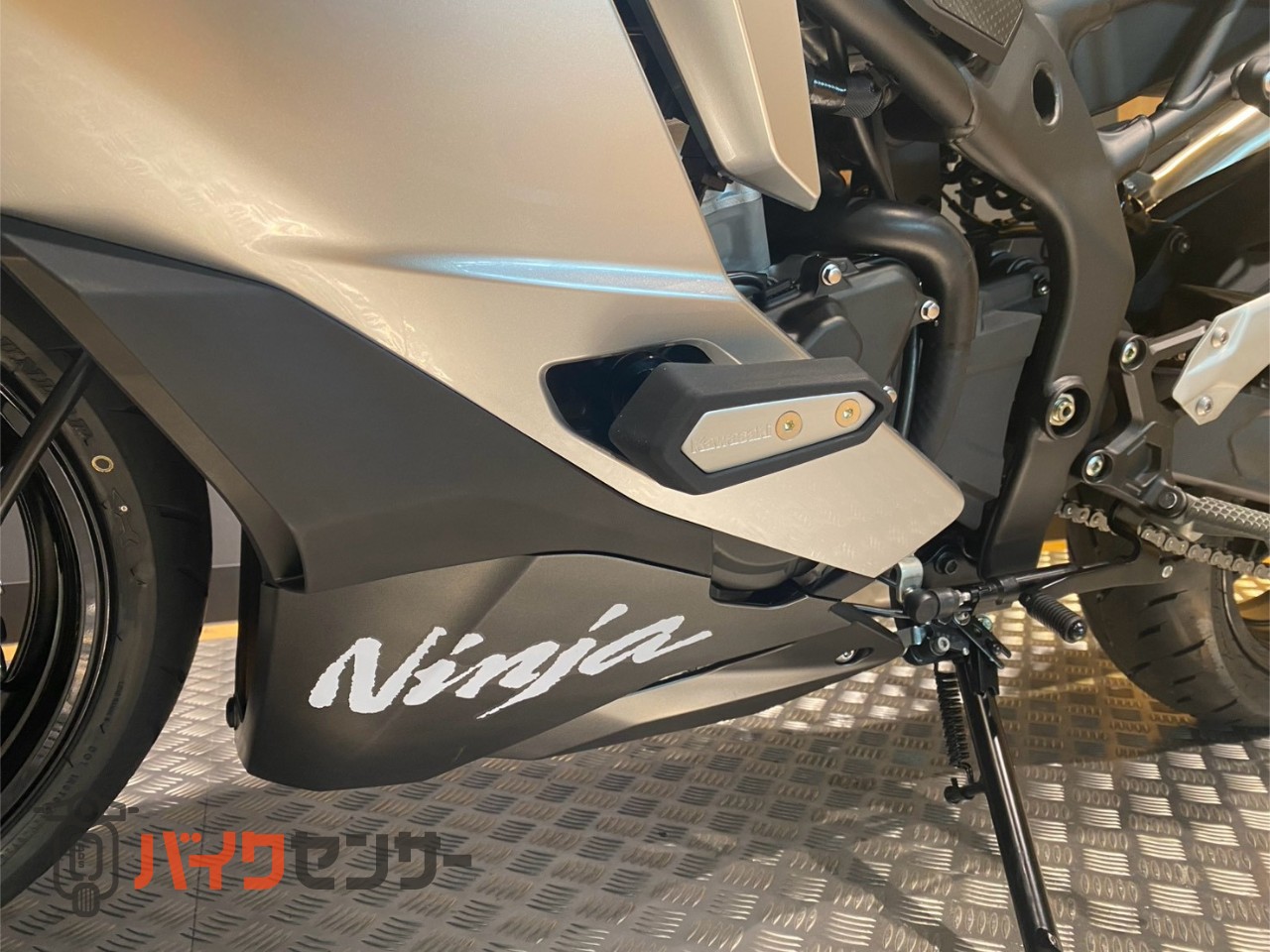 カワサキ Ninja ZX-4R SE 2027年モデル B686117| BDSバイクセンサー