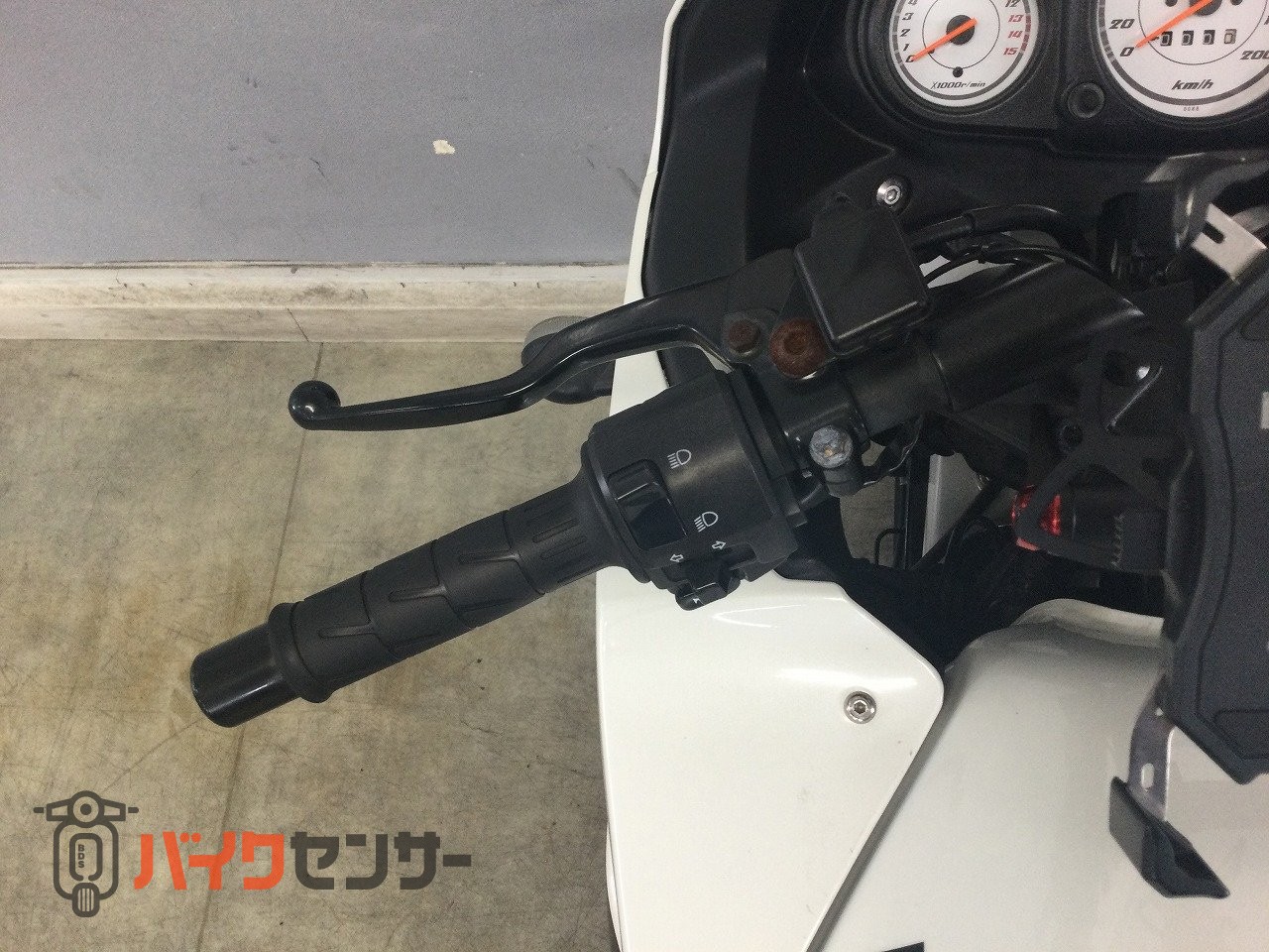 カワサキ NINJA250R Special Edition 初めて免許取得する方必見！多彩