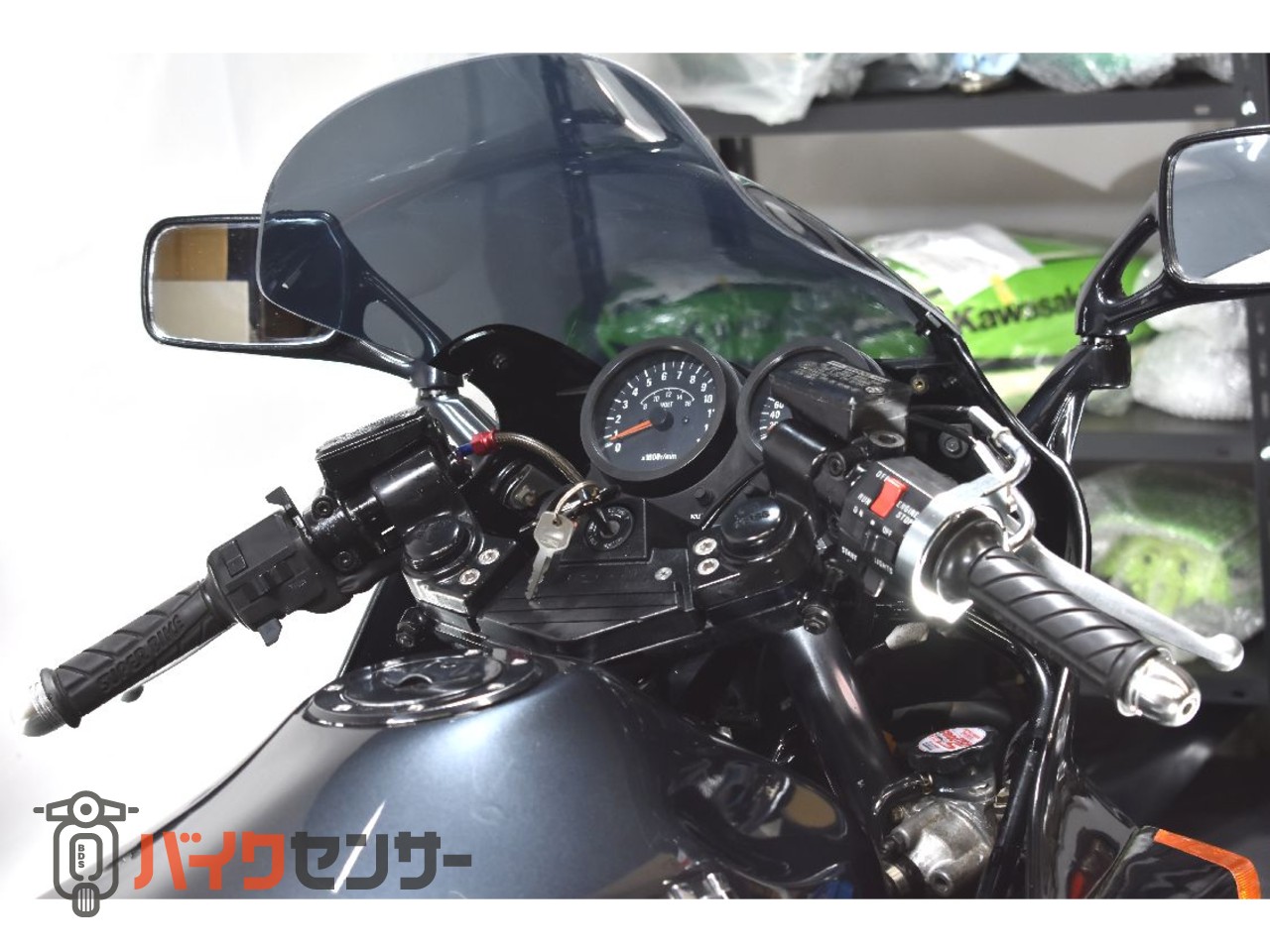 カワサキ GPZ1000RX！！ 低走行の実走行車！！ 前後17インチ！！ 5.5J
