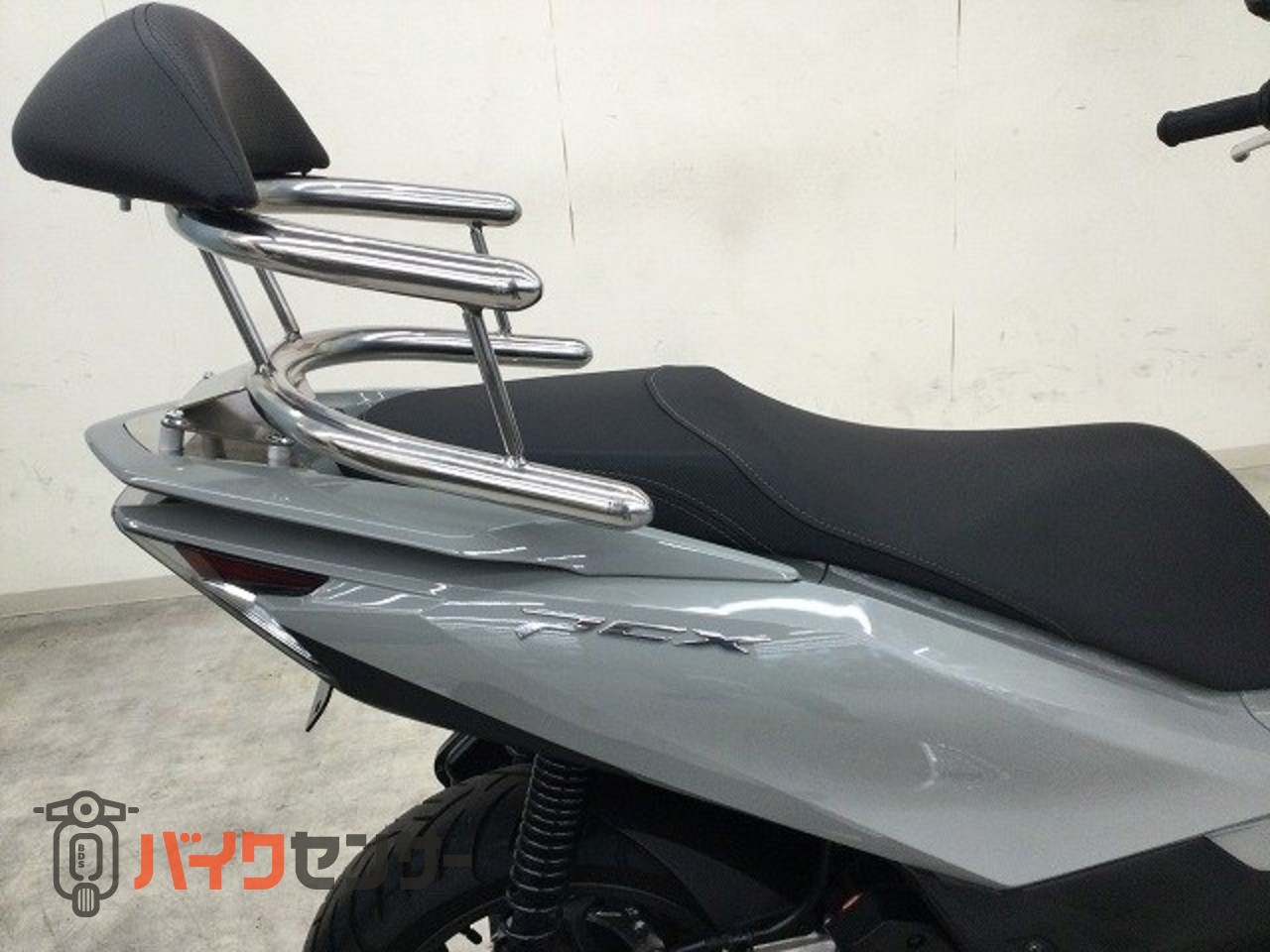 ホンダ PCX 2025年モデル／グリップヒーター／ワイヤレス充電スマホ