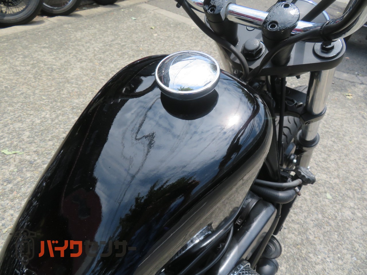 ホンダ マグナ250 ブラックカラー スポーツタンク仕様フルカスタム