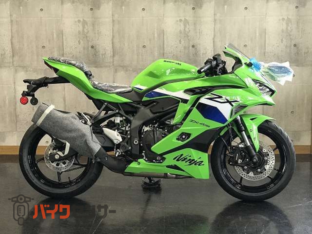 カワサキ NINJA ZX-4RR 2027年モデル ライムグリーン B688361| BDS