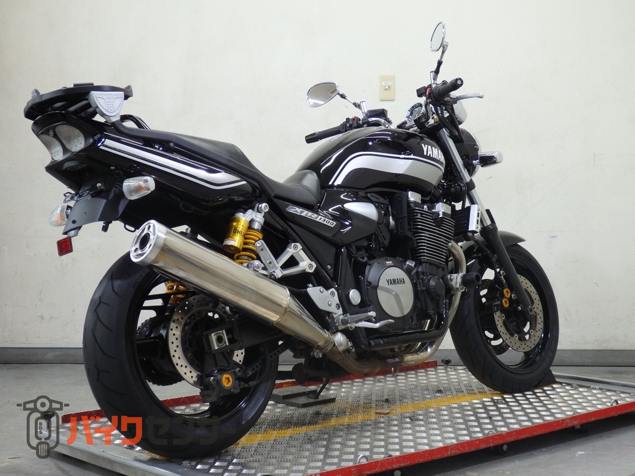 本体 ヤマハ XJR1300 RP17J フレームスライダー リアキャリア