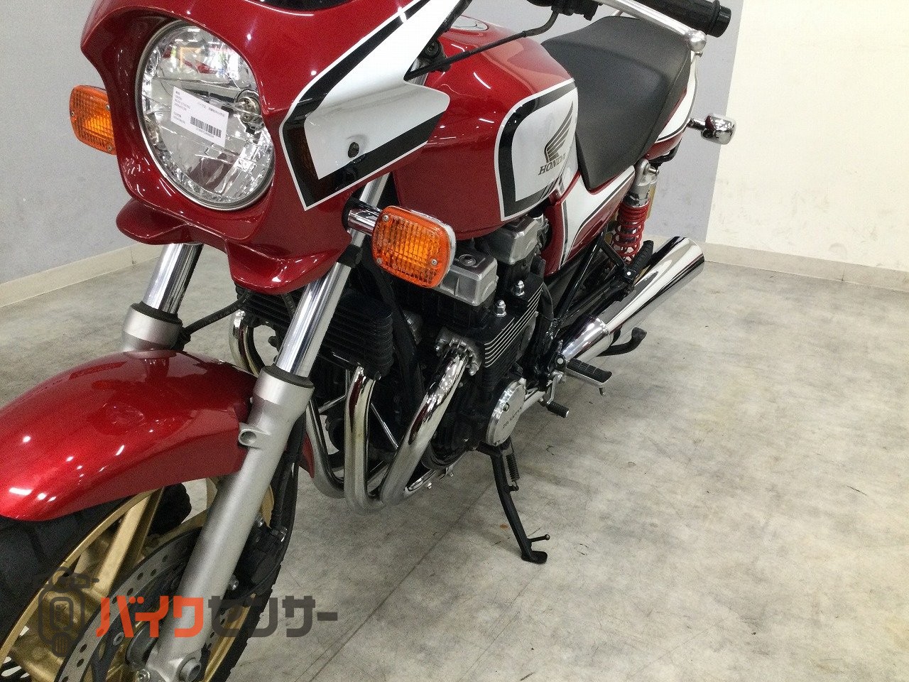 ホンダ 【10/28迄の限定価格】CB750 2008年モデル ビキニカウル