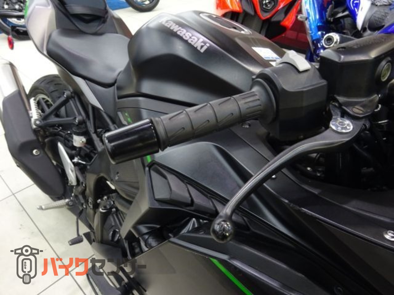 カワサキ ZX-4R[スペシャルエディション]ZX-4RSE エンジンスライダー
