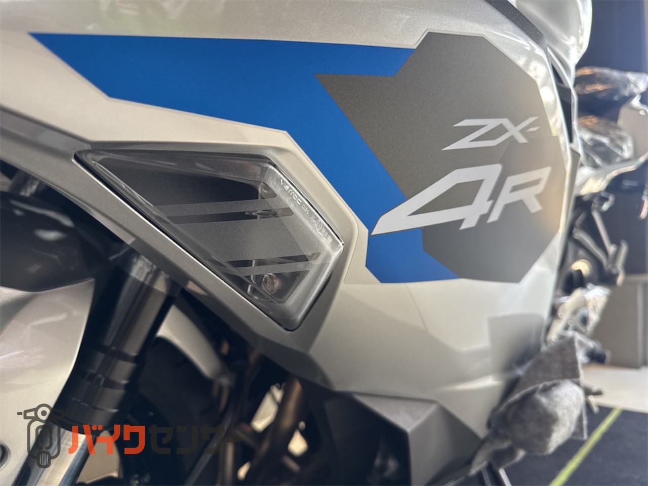 カワサキ Ninja ZX-4R SE 2027年モデル ニューカラー B691311| BDS