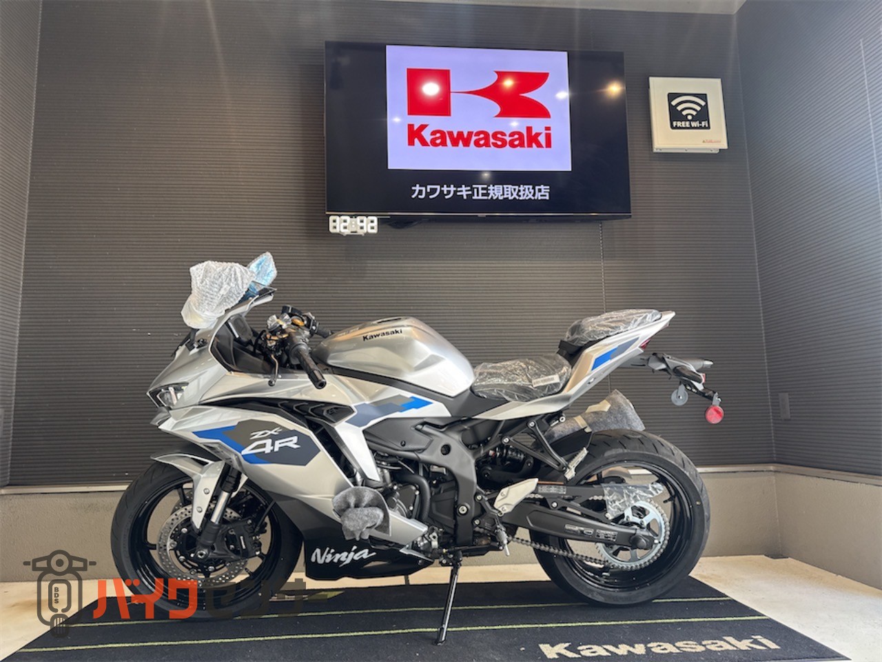 カワサキ Ninja ZX-4R SE 2027年モデル ニューカラー B691311| BDS