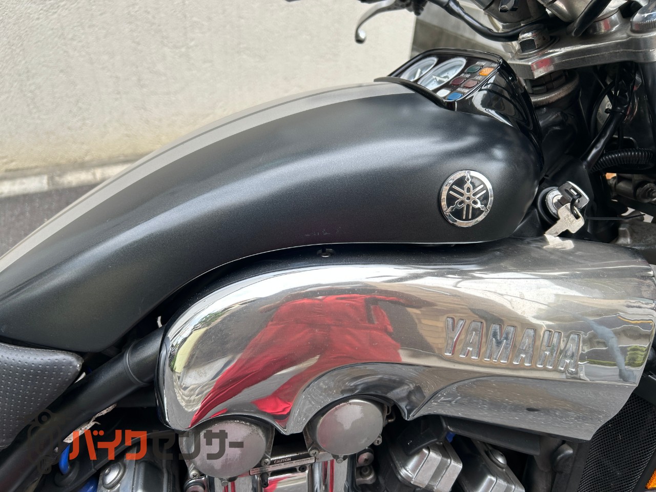 ヤマハ VMAX 1200 南アフリカ仕様135馬力 DELKEVIC製
