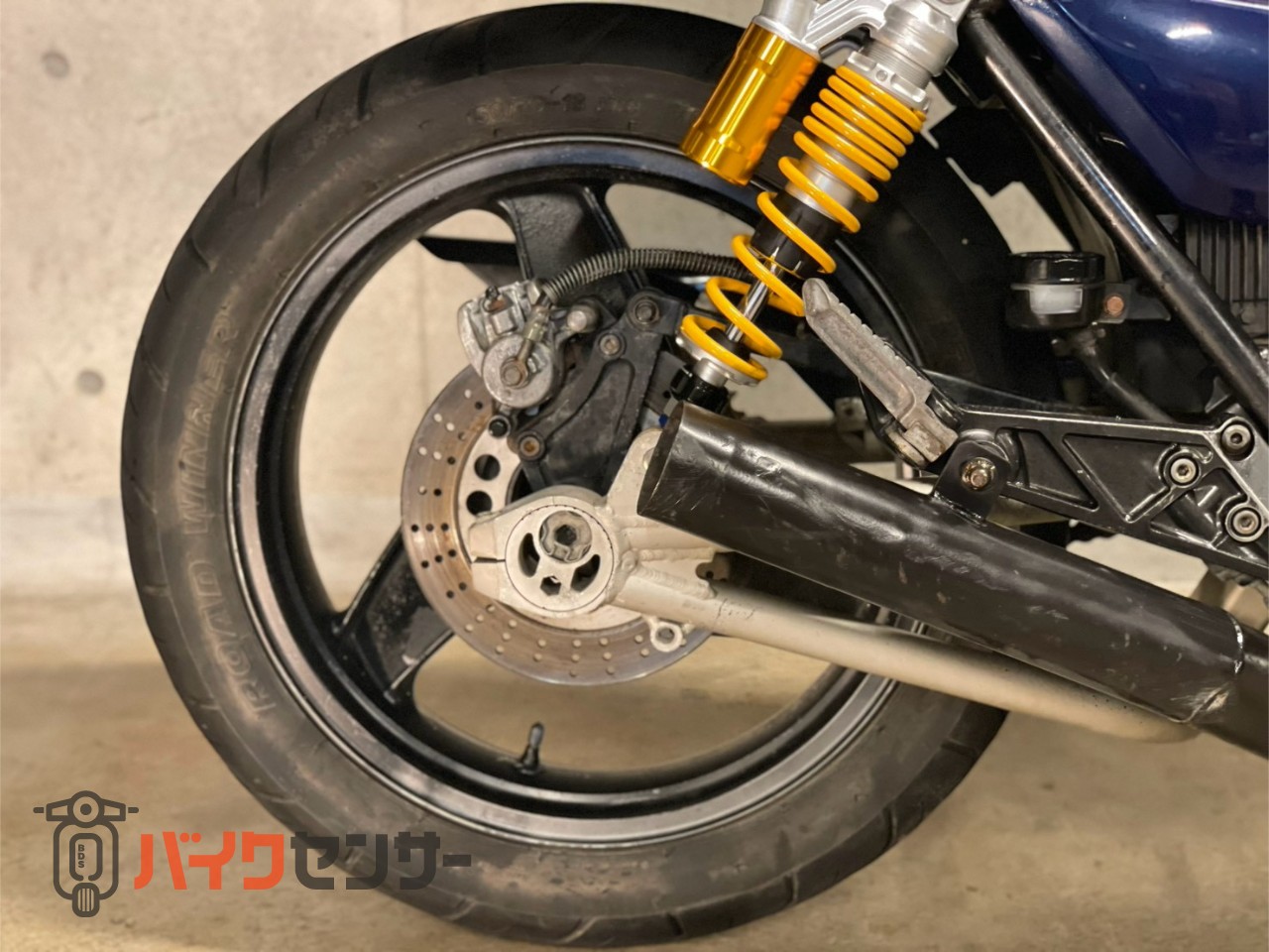 カワサキ ZRX400 MK2カラー ショート管 タックロールシート