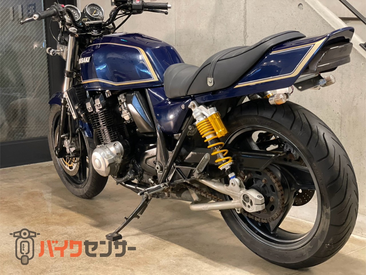 カワサキ ZRX400 MK2カラー ショート管 タックロールシート