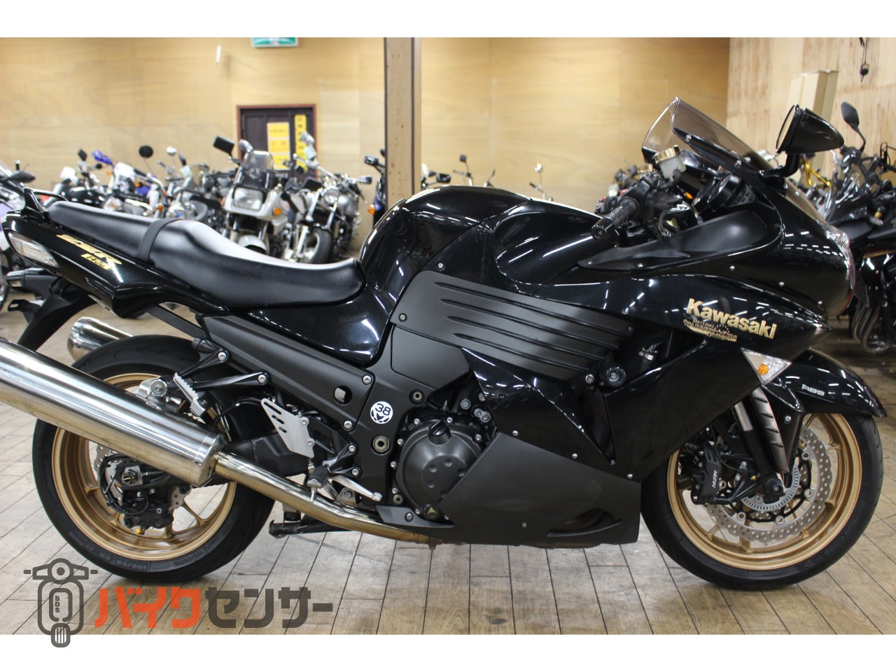 カワサキ 大阪～整備済み ZZ-R1400 ノーマル車両 車検2年付きお