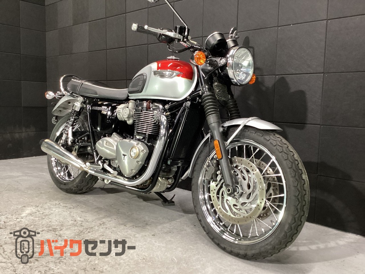 最終値下げっ‼️空冷ボンネビル用 純正オプション フラットウィンカー 前後セット トライアンフ ボンネビルT120 乗出し整備済・車検残(R10年9月迄)・Cone