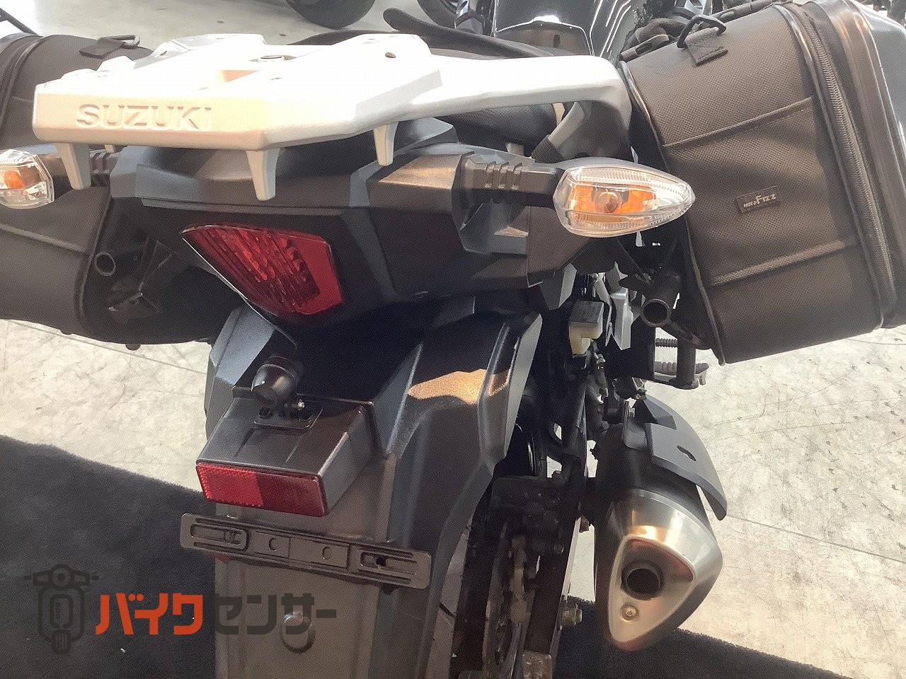 スズキ V-Strom 250 ABS【サイドバック エンジンガード マルチバー