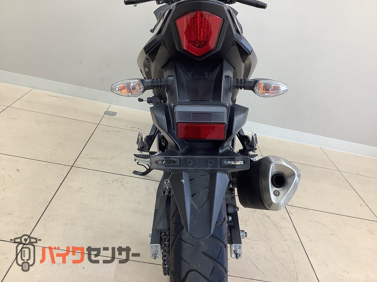 スズキ GSX250R 平行輸入モデル DN11A型 ヘルメットロック
