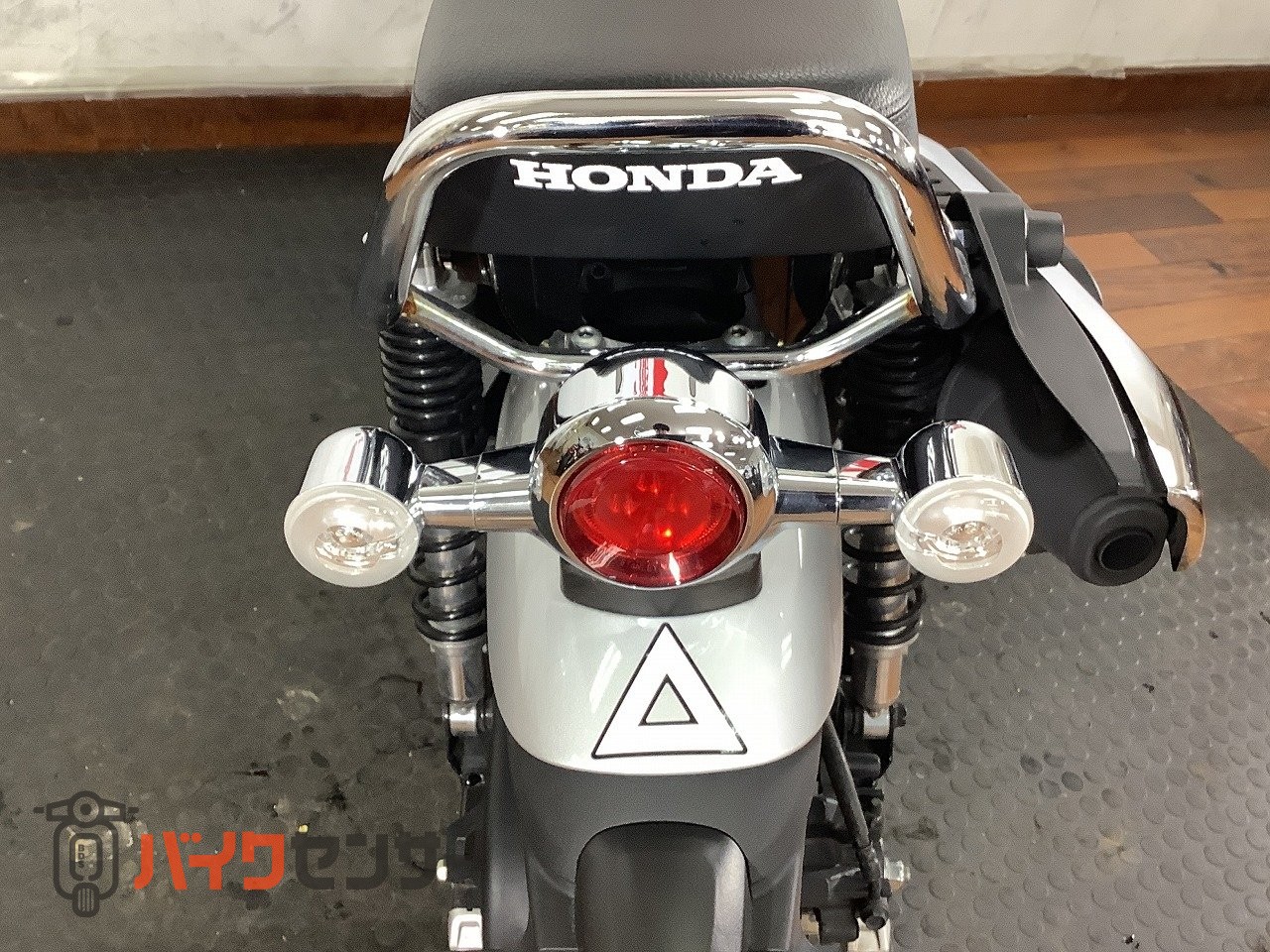 ホンダ DAX125（ダックス125） 2025年モデル エンブレム黒 スペアキー
