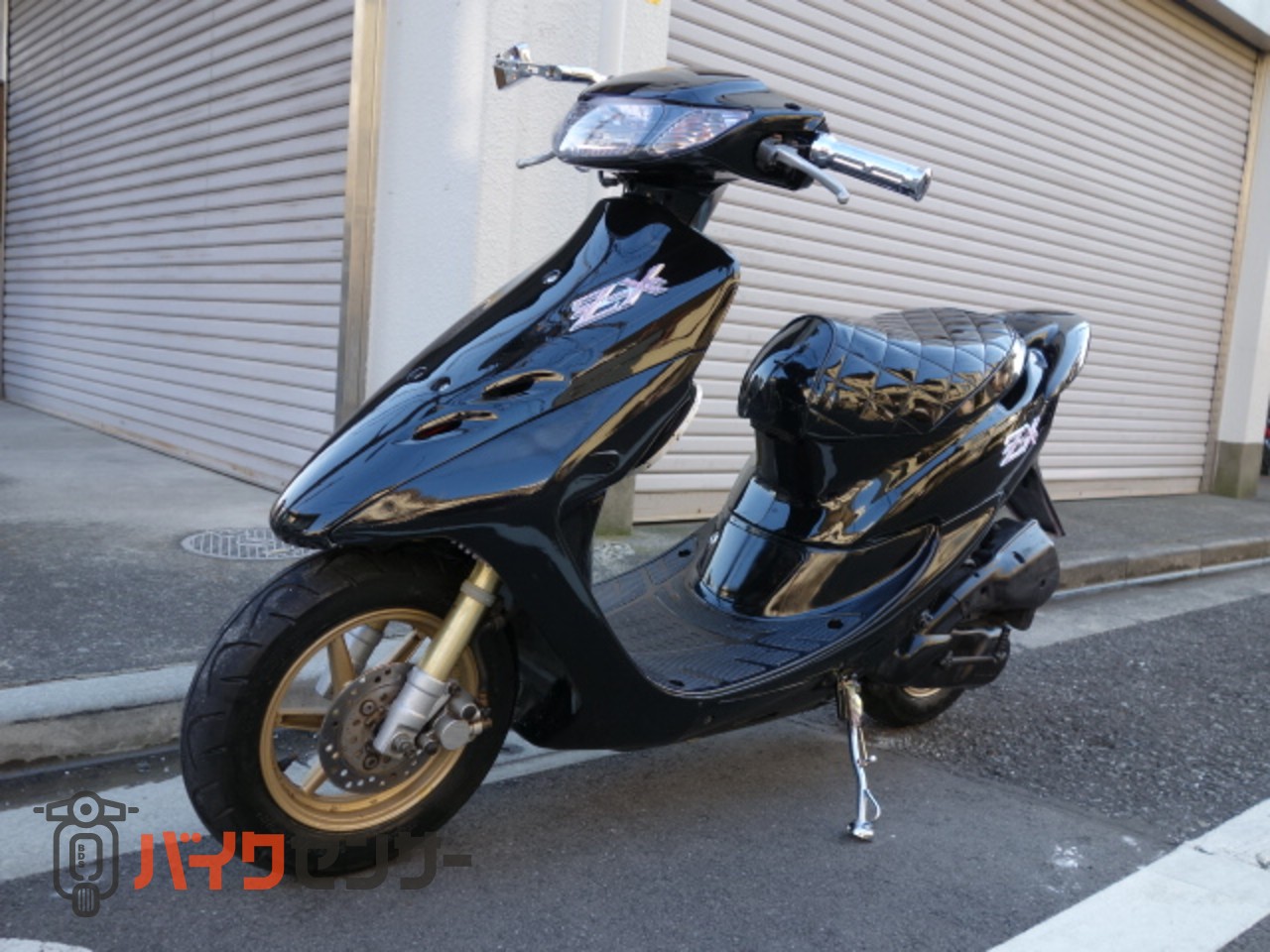 ホンダ DIO ZX NEWアイライン・フルピンクLED・2スピーカー