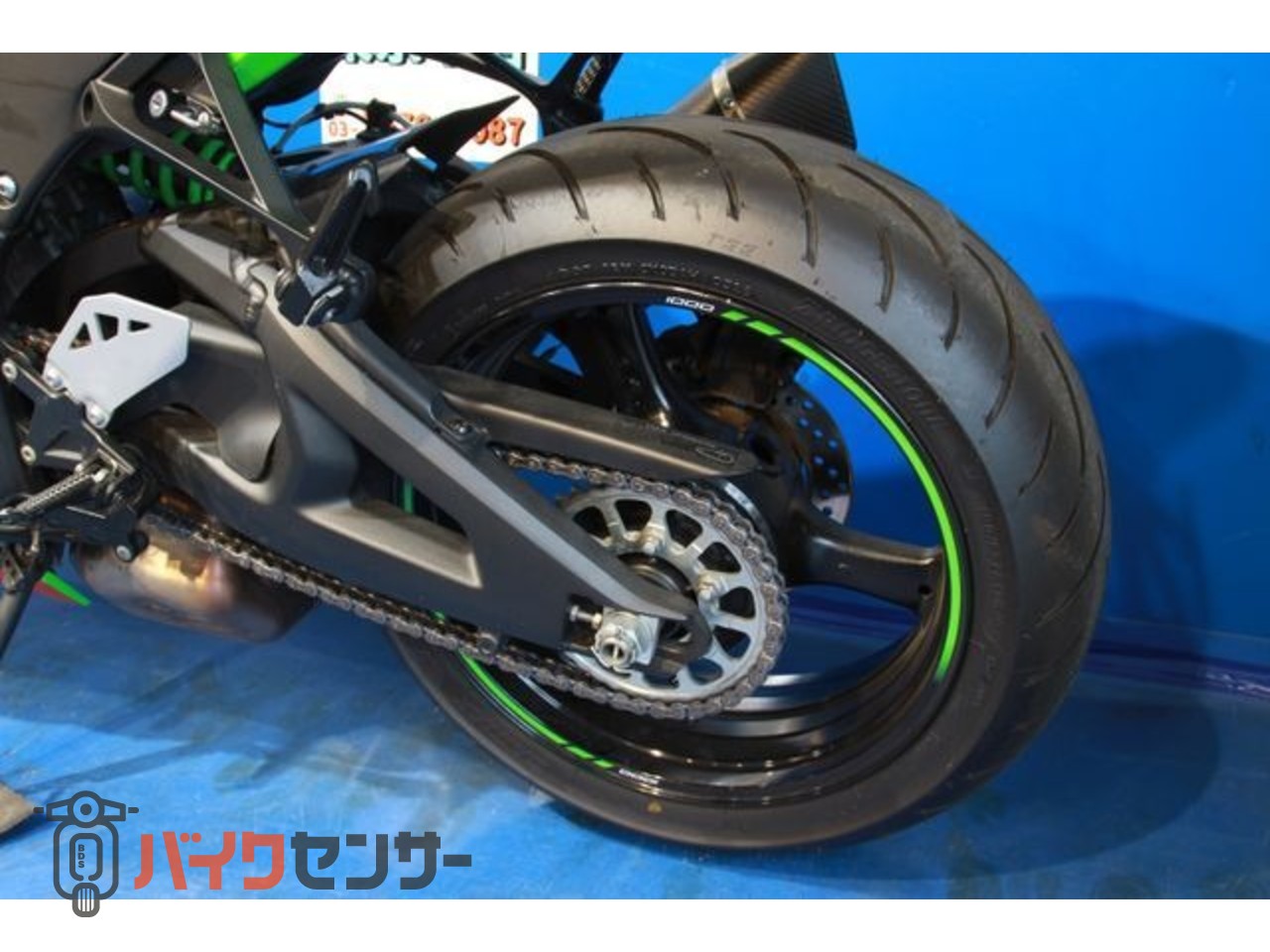 カワサキ ZX-10R [S0814015026] カーボンマフラー装着、足回り充実