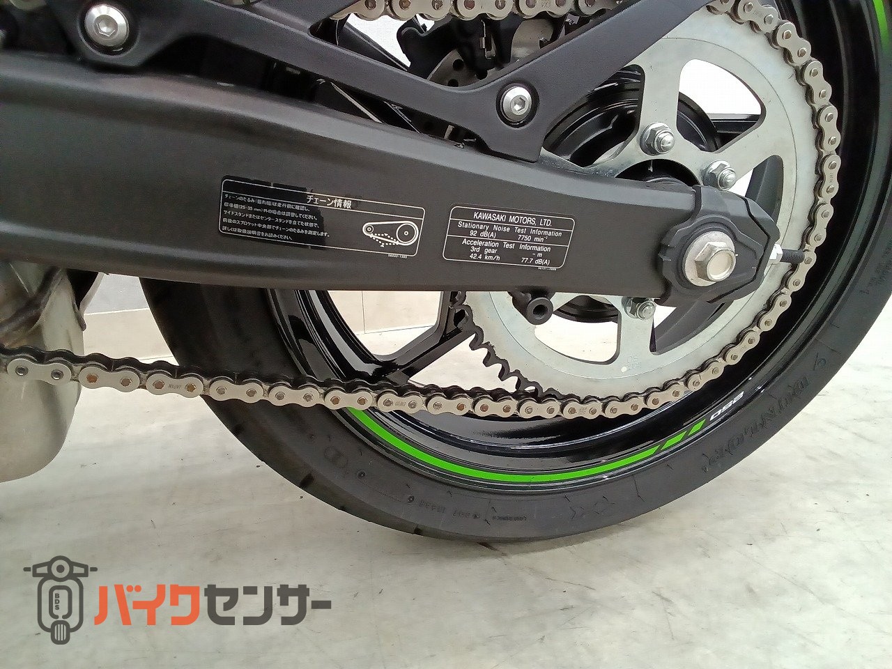 カワサキ Ninja ZX-25R SE 2022年モデル エンジンスライダー B694083