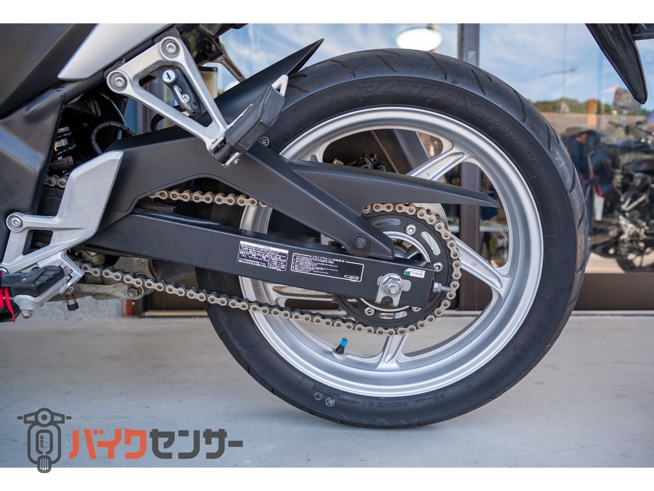 ホンダ CBR250R 前期型 【前後タイヤ新品納車】 B694088| BDSバイク