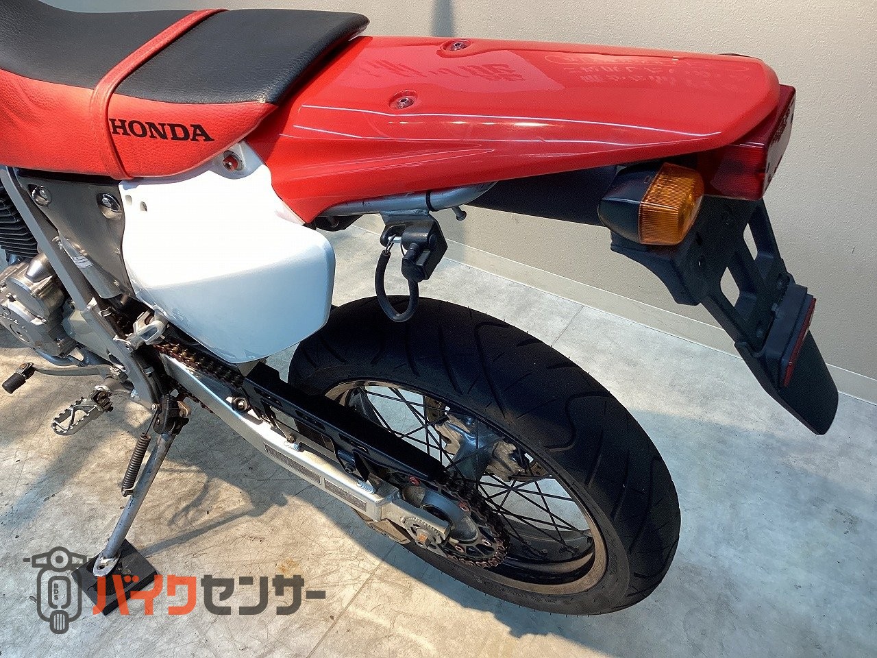 ホンダ XR250モタード MD30型 2006年後期モデル B694195