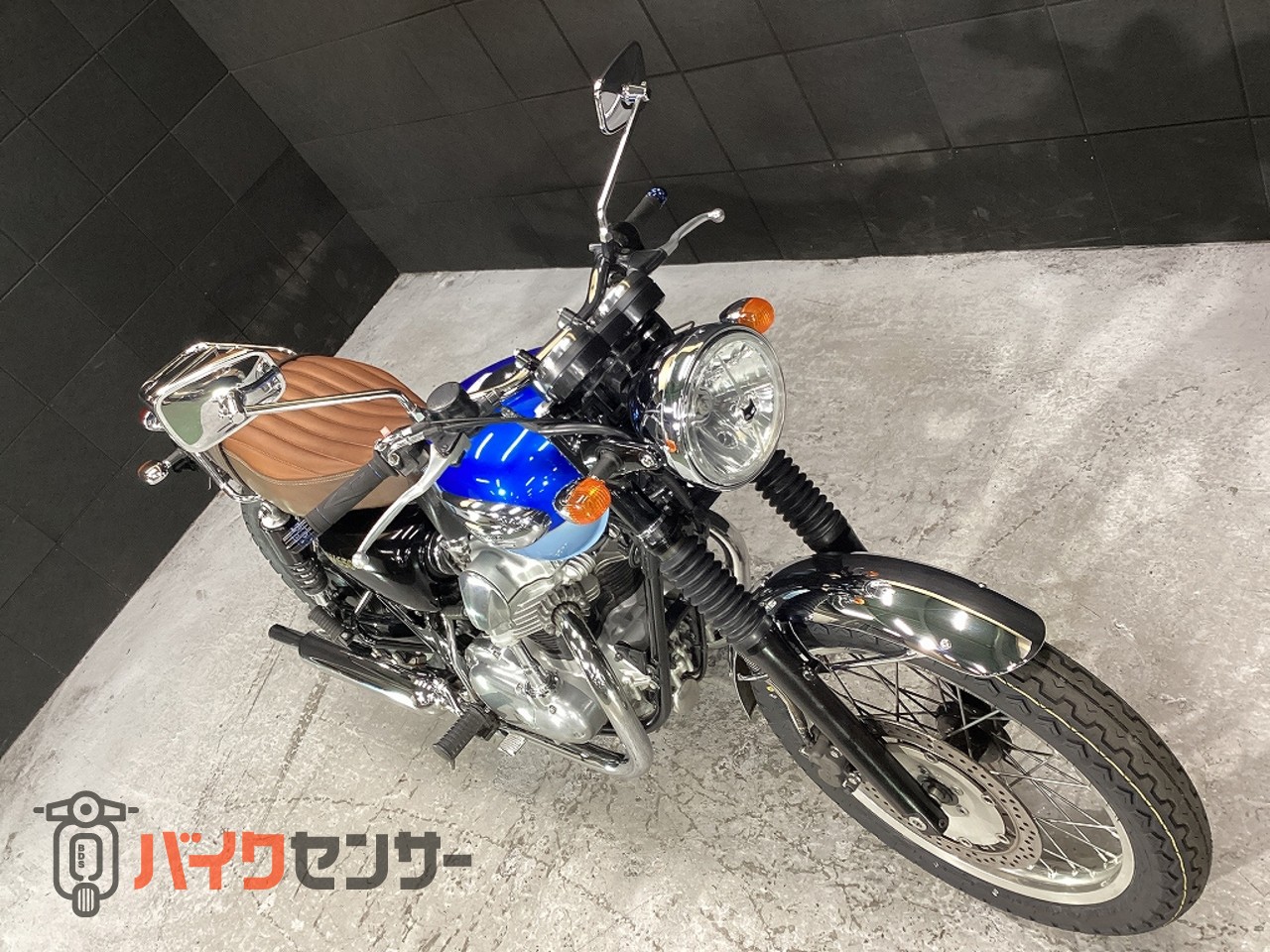 カワサキ W650 乗出し整備済・車検残(R10年8月迄)・前後タイヤ新品