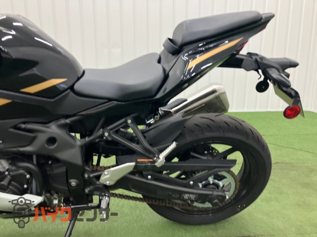 ZX-4R SE 純正マフラー　ほぼ新品 Ninja ZX-4R SE 純正マフラー クイックシフター フレームスライダー